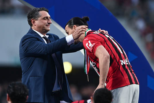 Zlatan Ibrahimovic of Milan celebrates