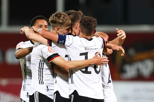 Dzenan Pejcinovic of Germany celebrates