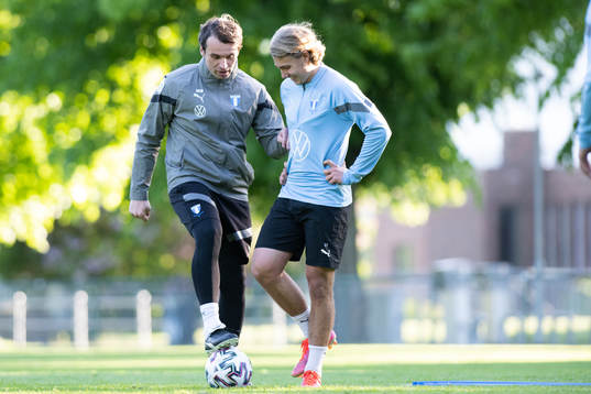 Malmö FFs tränare Milos Milojevic och Sebastian Nansi