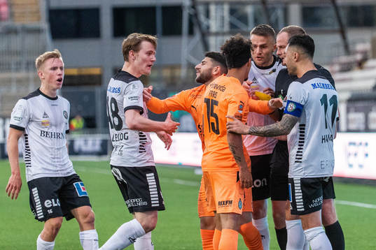Irriterat mellan Örebros Noel Milleskog och AFC