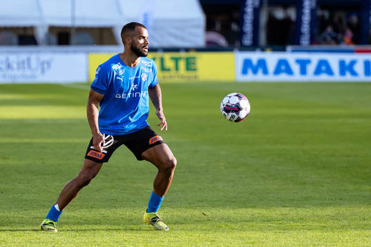 Halmstads Phil Ofosu-Ayeh