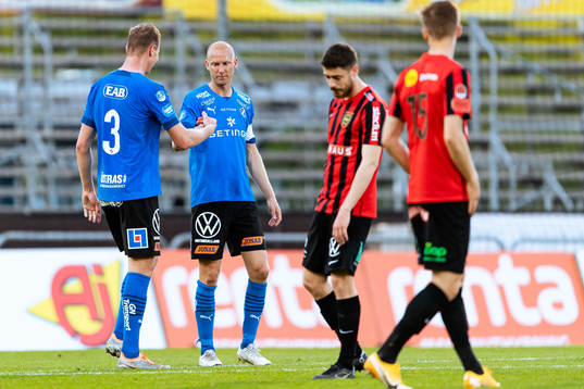 Halmstads Alexander Berntsson och Andreas Johansson jublar