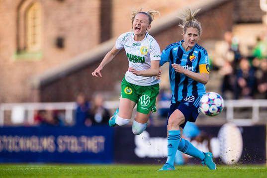 Hammarbys Matilda Vinberg och Djurgårdens Sanna Kullberg