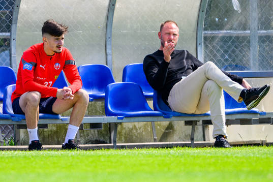 Armin Gigovic och sportchef Andreas Granqvist