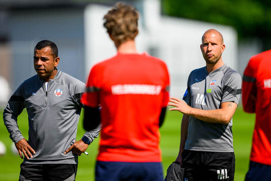 Tränare Alvaro Santos och assisterande tränare Mattias