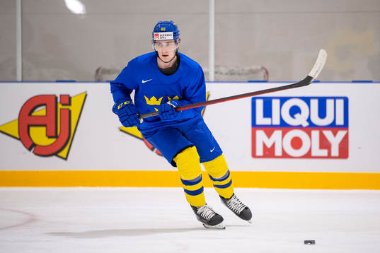 Jacob Peterson of Sweden at a practice session
