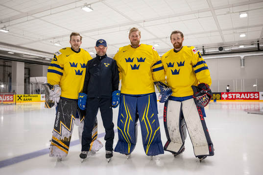 Goaltender Linus Ullmark, goaltender coach Stefan Ladhe,