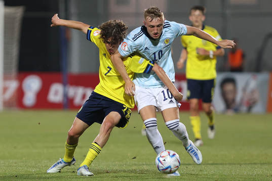 Taha Ayari of Sweden