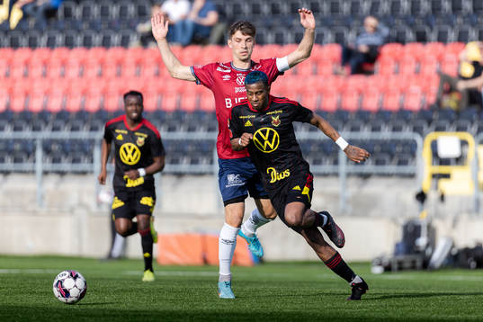 Östersunds Chovanie Amatkarijo och Örgrytes Daniel Paulson