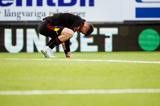 Östersunds Myroslav Mazur deppar