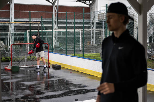 Detroit Red Wings Lucas Raymond och Simon Edvinsson