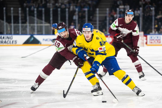 Nikolajs Jelisejevs of Latvia and Jacob Peterson of Sweden