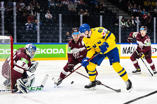 Carl Klingberg of Sweden and Arturs Kulda of Latvia