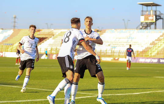Nelson Weiper and Dzenan Pejcinovic of Germany