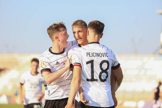 Nelson Weiper and Dzenan Pejcinovic of Germany