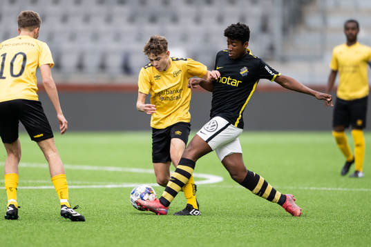 Elfsborgs Viggo Lidberg och AIKs Hans Koffi