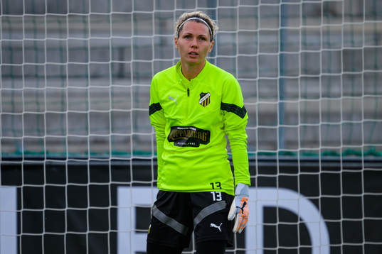 Målvakt Jennifer Falk