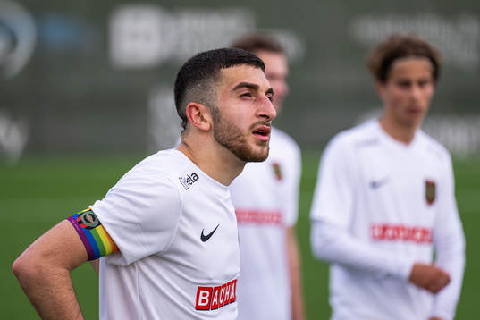Brommapojkarnas Mario Butros deppar