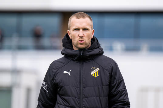 Häckens assisterande tränare Rasmus Lindgren