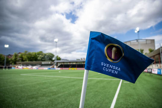 Hörnflagga med Svenska cupen emblem