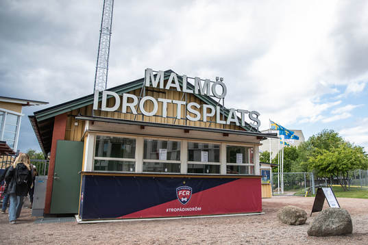 Exteriör av Malmö idrottsplats
