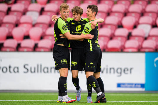 Niklas Jensen Wassberg of Brann celebrates
