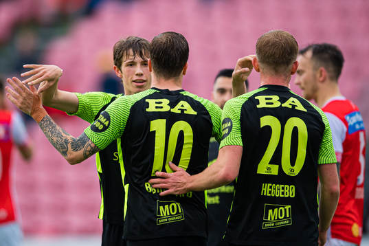Frederik Lindbøg Børsting of Brann celebrates