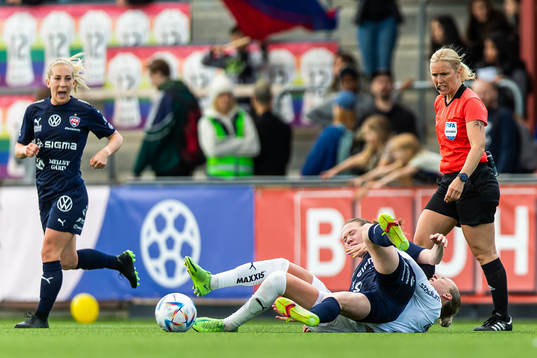 Rosengårds Bea Sprung och <Häckens Filippa Curmark