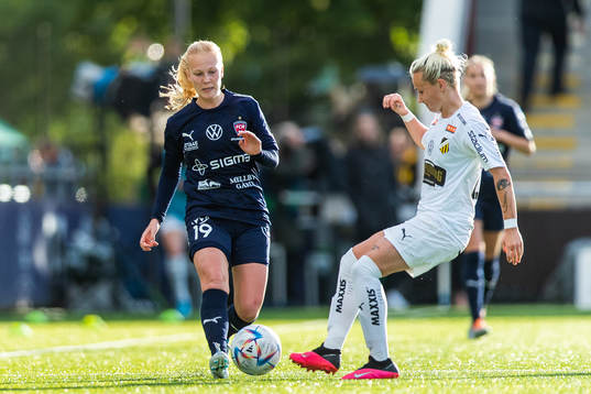 Rosengårds Sofie Bruun Bredgaard och Häckens Marika