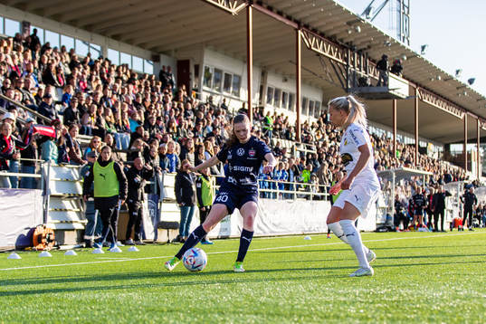 Rosengårds Bea Sprung och Häckens Lotta Öqvist