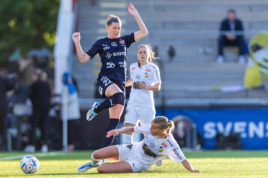 Rosengårds Olivia Schough och Häckens Stine Larsen