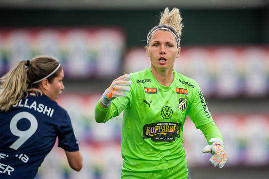 Häckens målvakt Jennifer Falk
