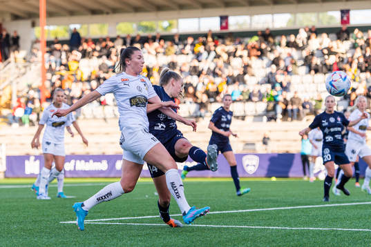 Häckens Pauline Hammarlund och Rosengårds Charlotte Grant