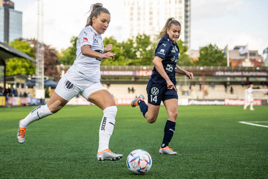 Häckens Johanna Ryttning Kaneryd och Rosengårds Charlotte