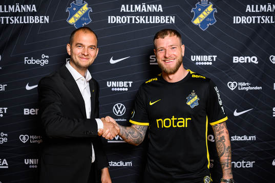 s sportchef Henrik Jurelius och John Guidetti