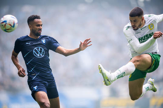 Malmö FFs Isaac Kiese Thelin och Hammarbys Edvin Kurtulus