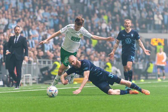 Hammarbys Williot Swedberg och Malmö FFs Jo Inge Berget