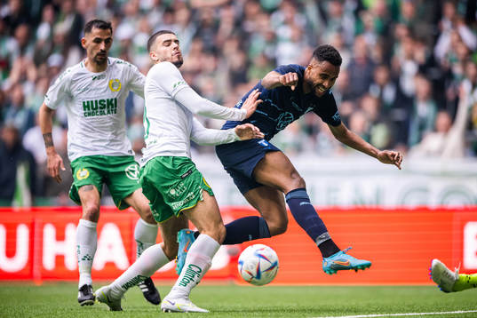 Hammarbys Edvin Kurtulus och Malmö FFs Isaac Kiese Thelin