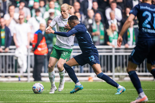 Hammarbys Gustav Ludwigson och Malmö FFs Martin Olsson