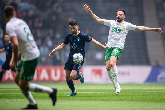 Malmö FFs Erdal Rakip och Hammarbys Abdul Khalili