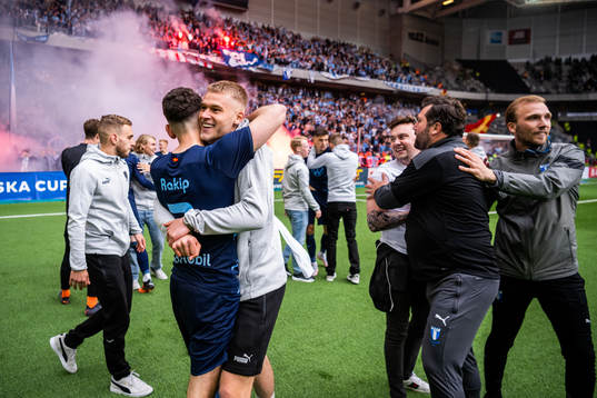 Malmö FFs Erdal Rakip och Felix Beijmo jublar