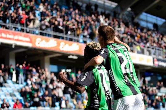 GAIS Rickard Emeka Friday jublar ihop med Axel Henriksson