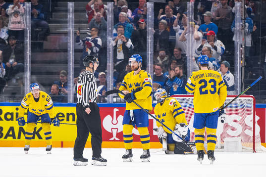 Joel Kellman, Adam Larsson, goaltender Linus Ullmark and