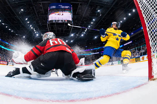 William Nylander of Sweden scores the 2-0 goal behind