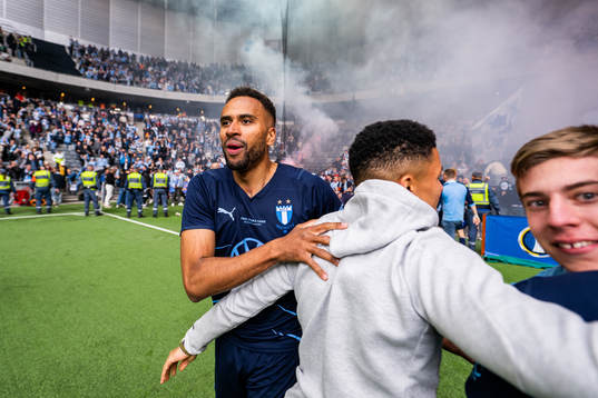 Malmö FFs Isaac Kiese Thelin jublar