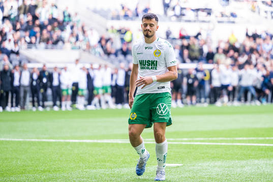 Hammarbys Astrit Selmani deppar