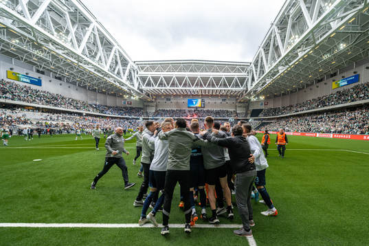 Malmö FFs spelare jublar