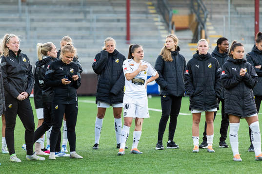 Häckens spelare deppar