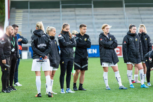 Häckens spelare deppar