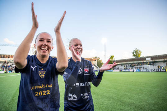 Rosengårds Caroline Seger jublar